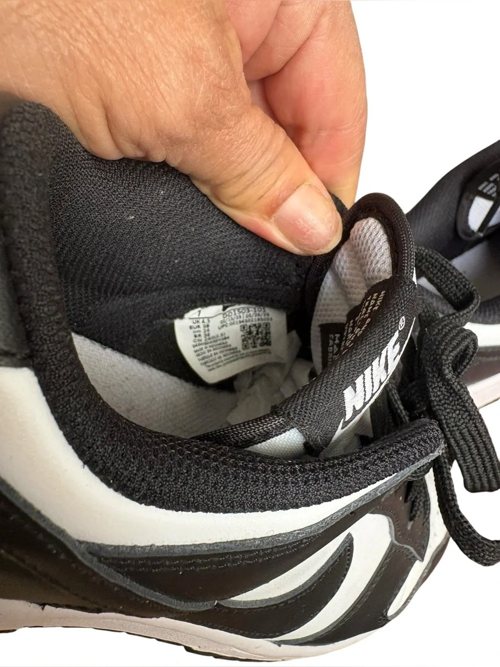 Nike dunk low “Panda